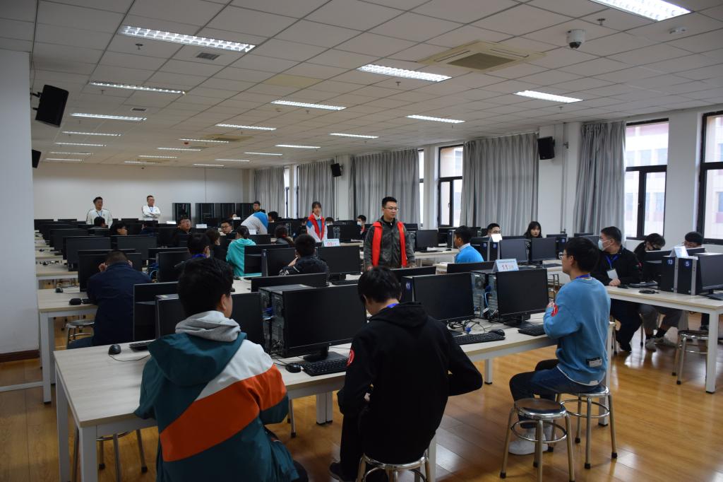 2020年陜西省高職技能大賽雙賽項在我院圓滿舉行，軟件技術(shù)開發(fā)專業(yè)展現(xiàn)風采